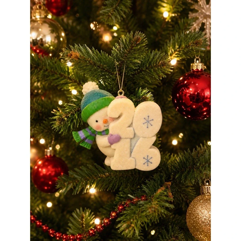 Hallmark Keepsake Frosty Fun Decade 2016 Snowman Ornament Tammy Haddix QX9061